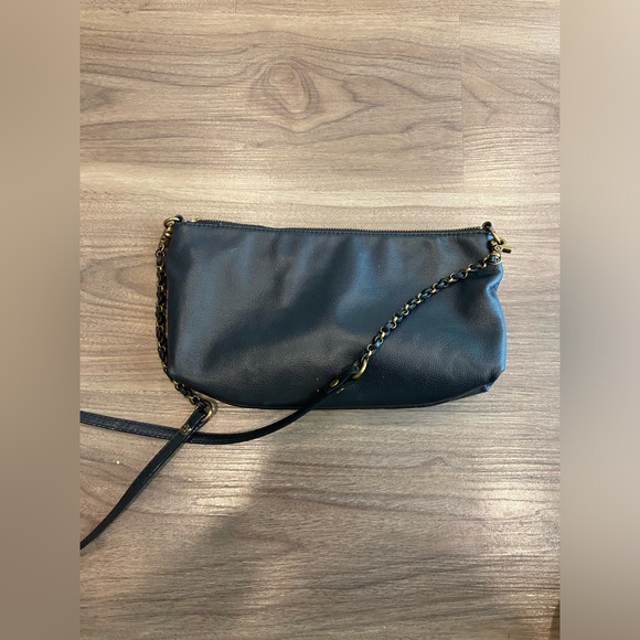 Elliott Lucca Genuine Leather Crossbody Bag - Picture 3 of 11